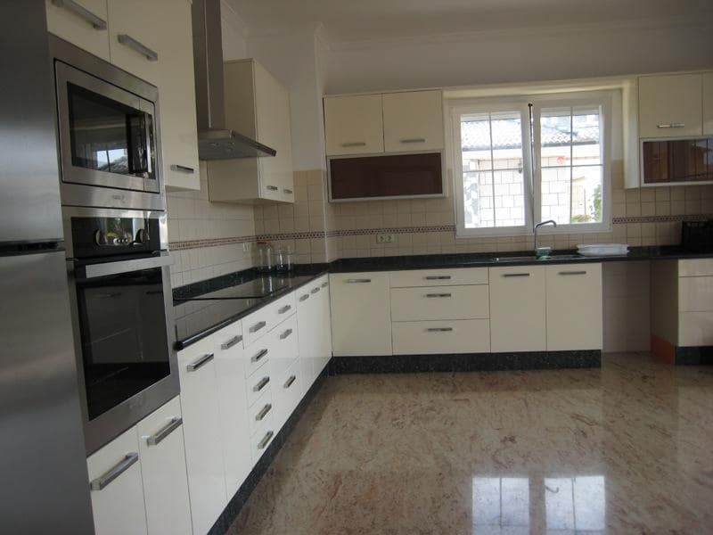 3 soveværelse Villa til salg i Alfaz del Pi / L'Alfas del Pi med swimmingpool garage - € 1.300.000 (Ref: 6871147)