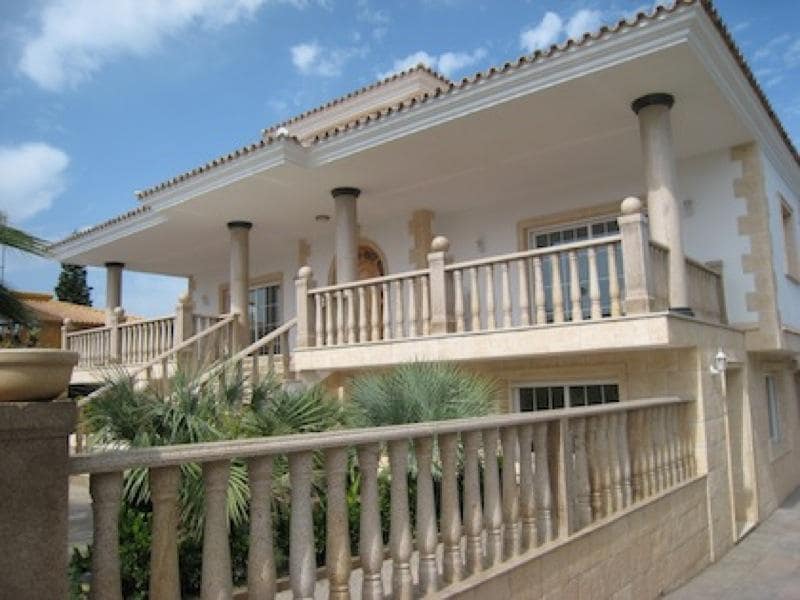 3 soveværelse Villa til salg i Alfaz del Pi / L'Alfas del Pi med swimmingpool garage - € 1.300.000 (Ref: 6871147)