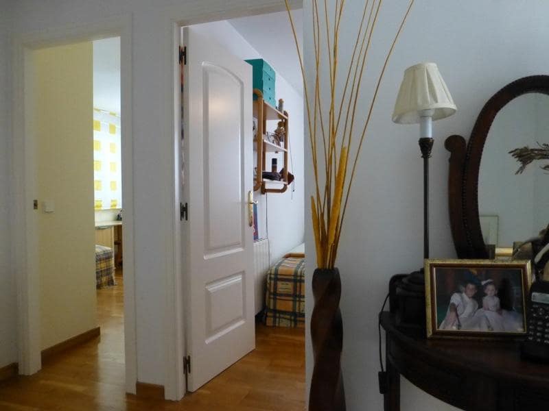 6 chambre Villa/Maison à vendre à Montiboli avec piscine garage - 947 500 € (Ref: 6871159)