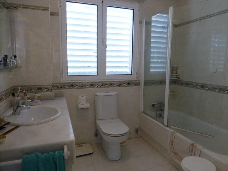 6 chambre Villa/Maison à vendre à Montiboli avec piscine garage - 947 500 € (Ref: 6871159)