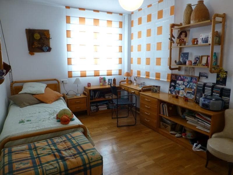 6 chambre Villa/Maison à vendre à Montiboli avec piscine garage - 947 500 € (Ref: 6871159)