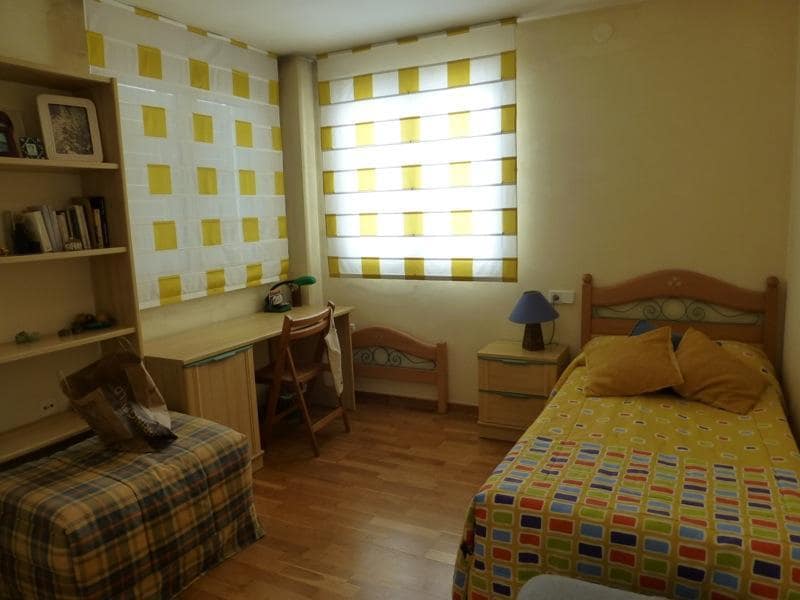 6 chambre Villa/Maison à vendre à Montiboli avec piscine garage - 947 500 € (Ref: 6871159)