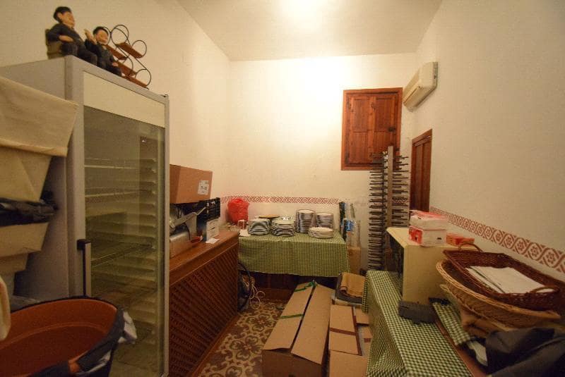 Restaurant/bar te koop in La Nucia - € 552.000 (Ref: 6871165)