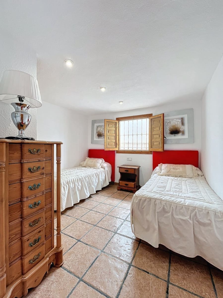 8 soveværelse Villa til salg i Alfaz del Pi / L'Alfas del Pi med swimmingpool garage - € 1.150.000 (Ref: 6871173)