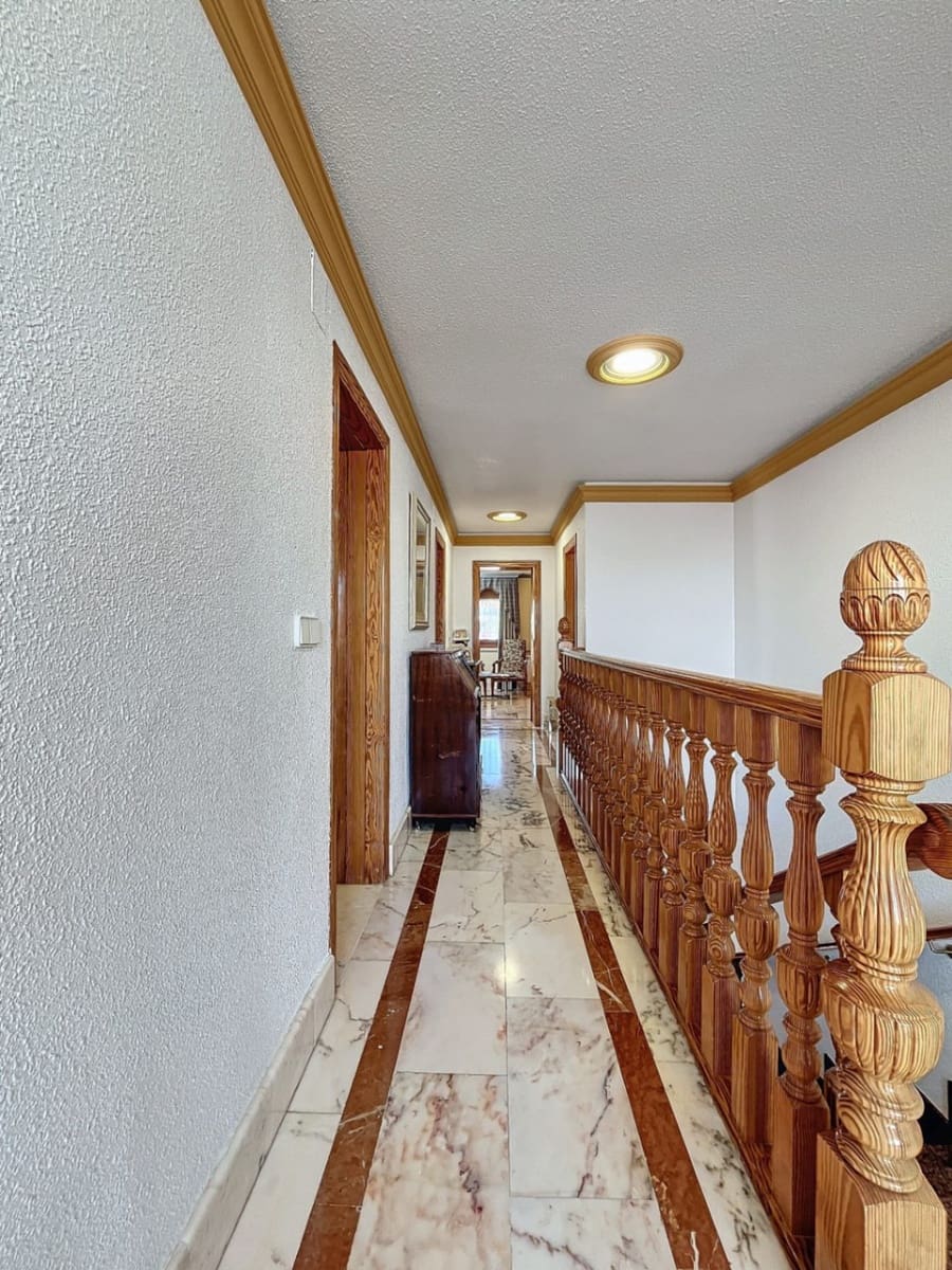 8 soveværelse Villa til salg i Alfaz del Pi / L'Alfas del Pi med swimmingpool garage - € 1.150.000 (Ref: 6871173)