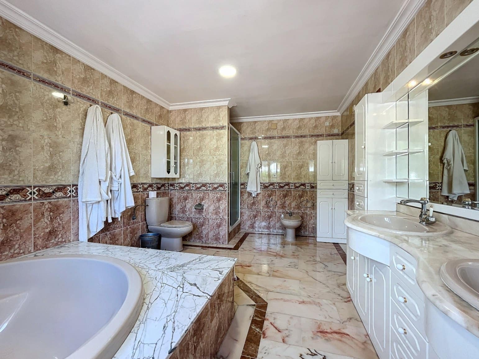 8 soveværelse Villa til salg i Alfaz del Pi / L'Alfas del Pi med swimmingpool garage - € 1.150.000 (Ref: 6871173)