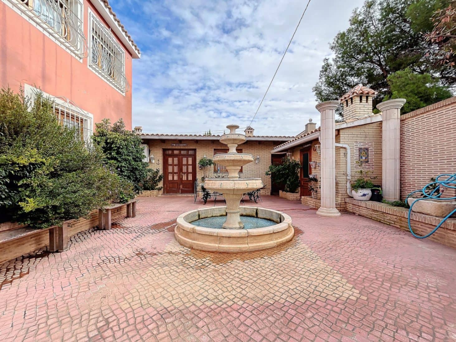 8 soveværelse Villa til salg i Alfaz del Pi / L'Alfas del Pi med swimmingpool garage - € 1.150.000 (Ref: 6871173)