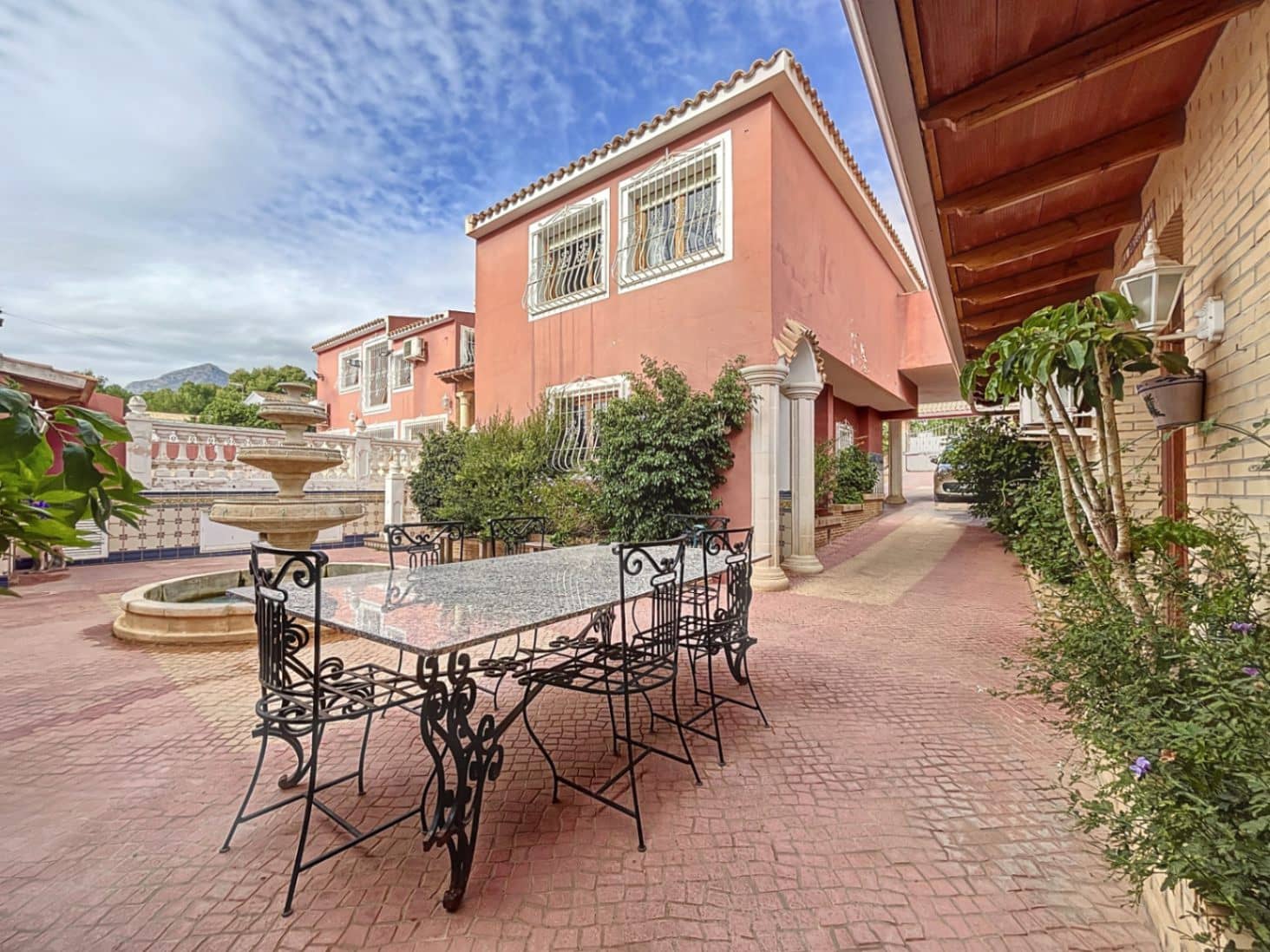 8 soveværelse Villa til salg i Alfaz del Pi / L'Alfas del Pi med swimmingpool garage - € 1.150.000 (Ref: 6871173)