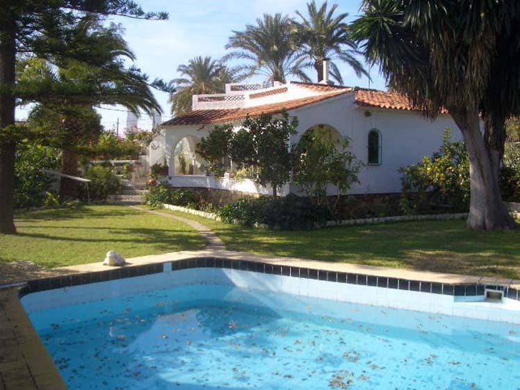 3 soveværelse Villa til salg i Benidorm med swimmingpool garage - € 750.000 (Ref: 6871188)