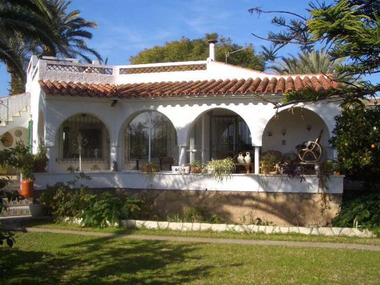 3 soveværelse Villa til salg i Benidorm med swimmingpool garage - € 750.000 (Ref: 6871188)