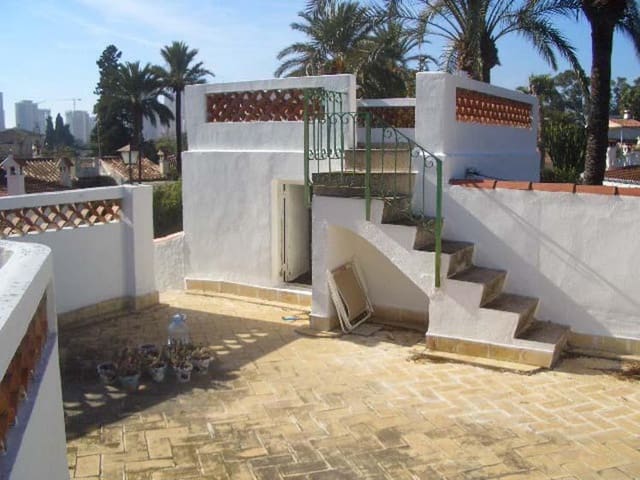 3 soveværelse Villa til salg i Rincón de Loix, Benidorm med swimmingpool garage - € 750.000 (Ref: 6871188)