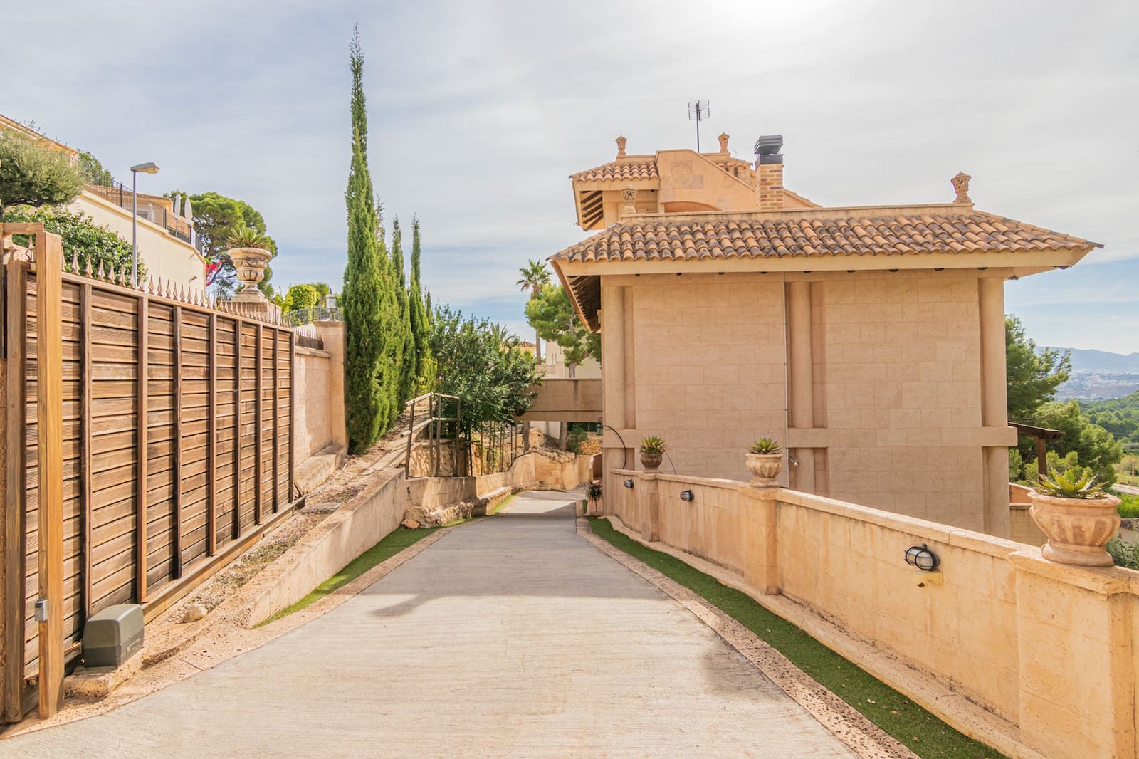 4 soveværelse Villa til salg i Altea la Vella med swimmingpool garage - € 630.000 (Ref: 6871203)