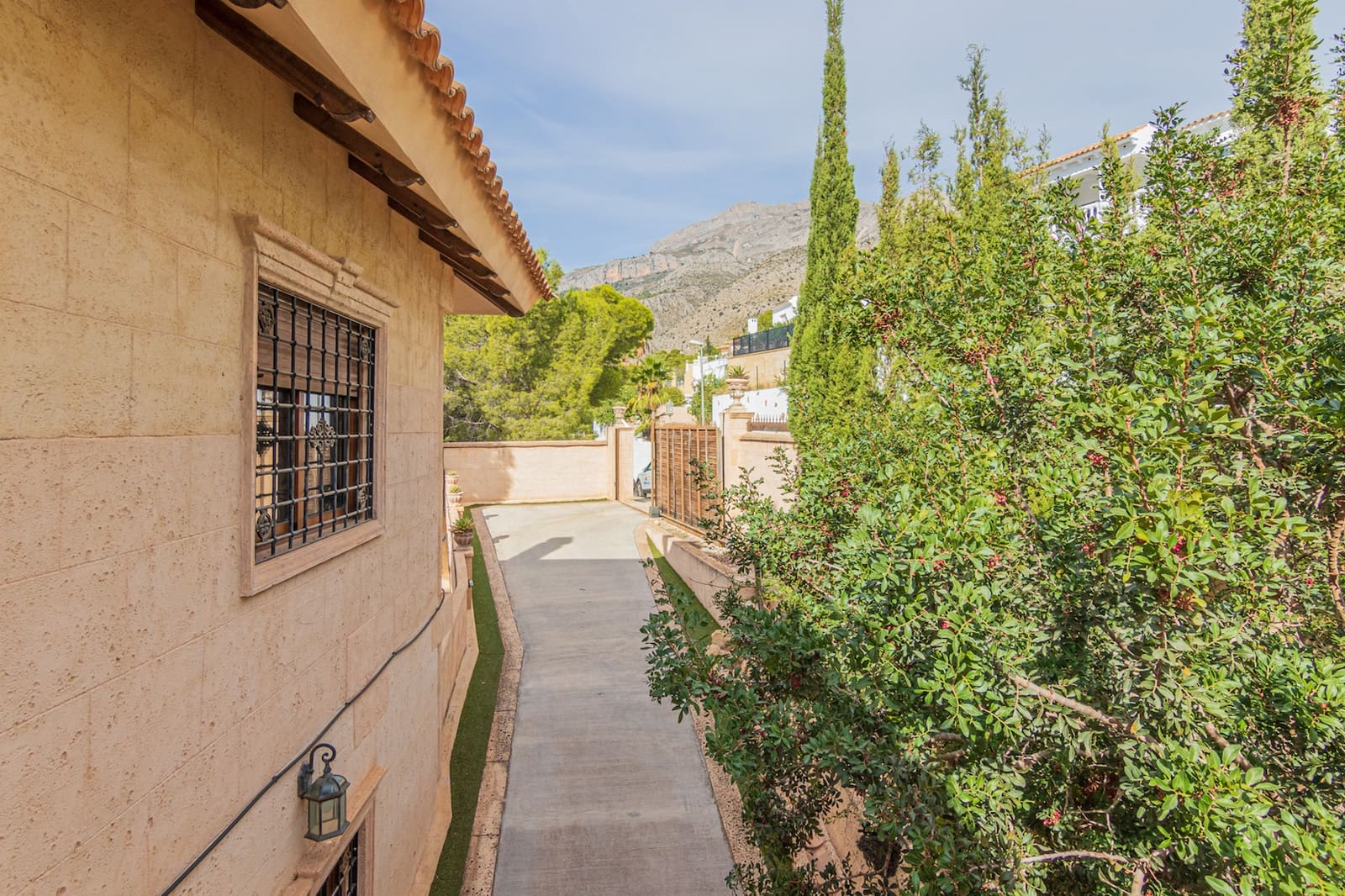 4 soveværelse Villa til salg i Altea la Vella med swimmingpool garage - € 630.000 (Ref: 6871203)