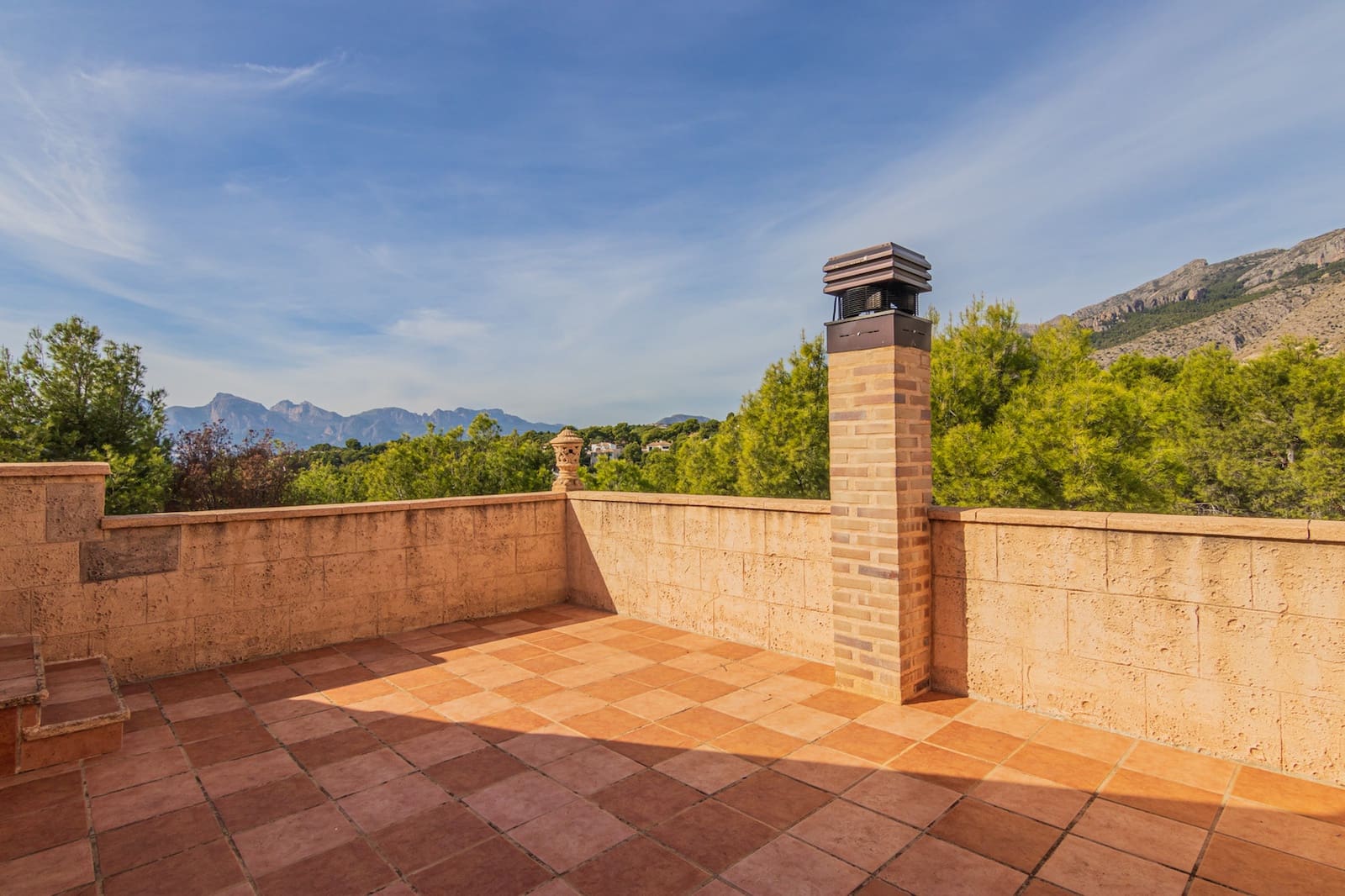 4 soveværelse Villa til salg i Altea la Vella med swimmingpool garage - € 630.000 (Ref: 6871203)