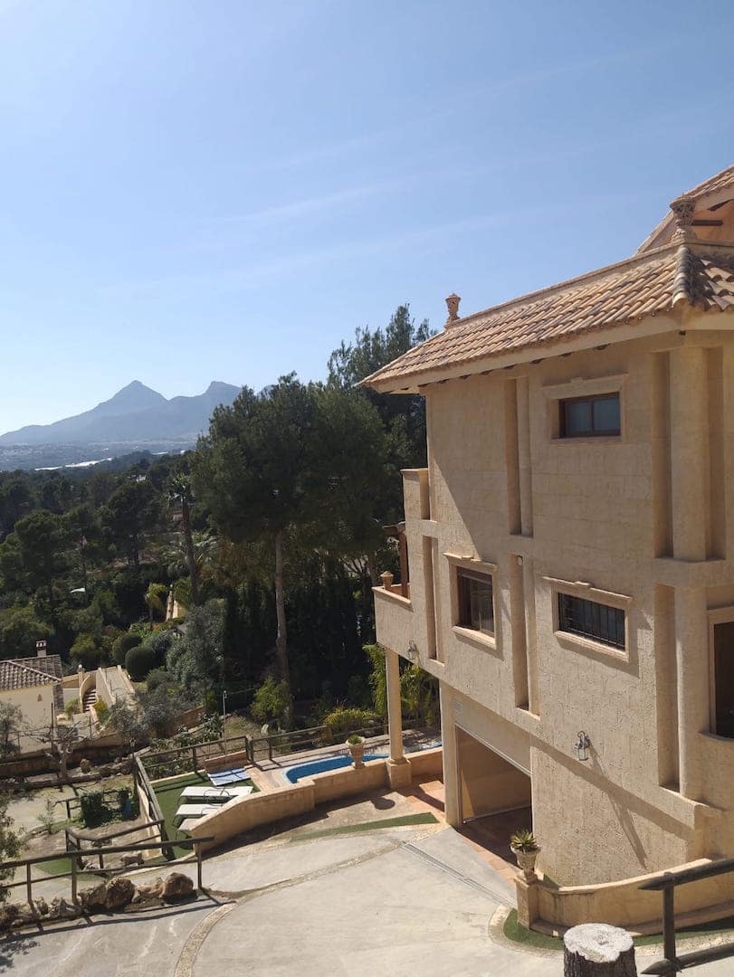 4 soveværelse Villa til salg i Altea la Vella med swimmingpool garage - € 630.000 (Ref: 6871203)
