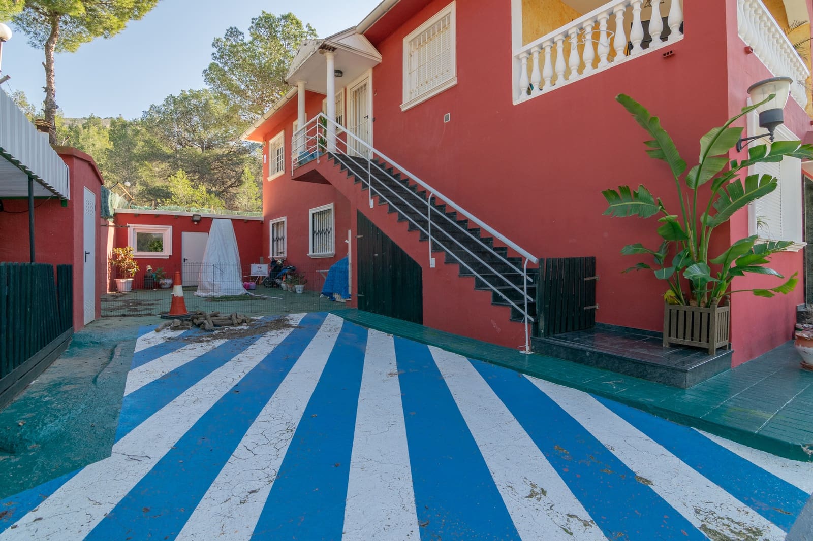 14 bedroom Villa for sale in Albir with pool garage - € 1,250,000 (Ref: 6871227)