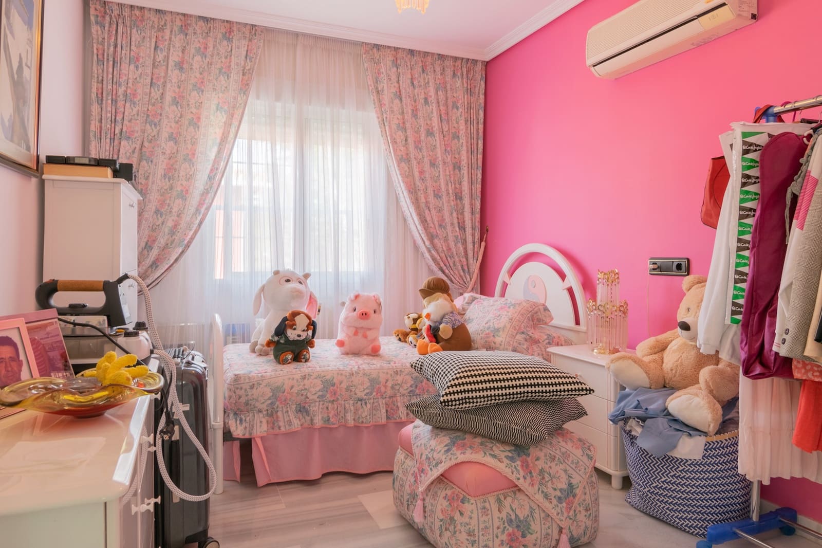 14 bedroom Villa for sale in Albir with pool garage - € 1,250,000 (Ref: 6871227)