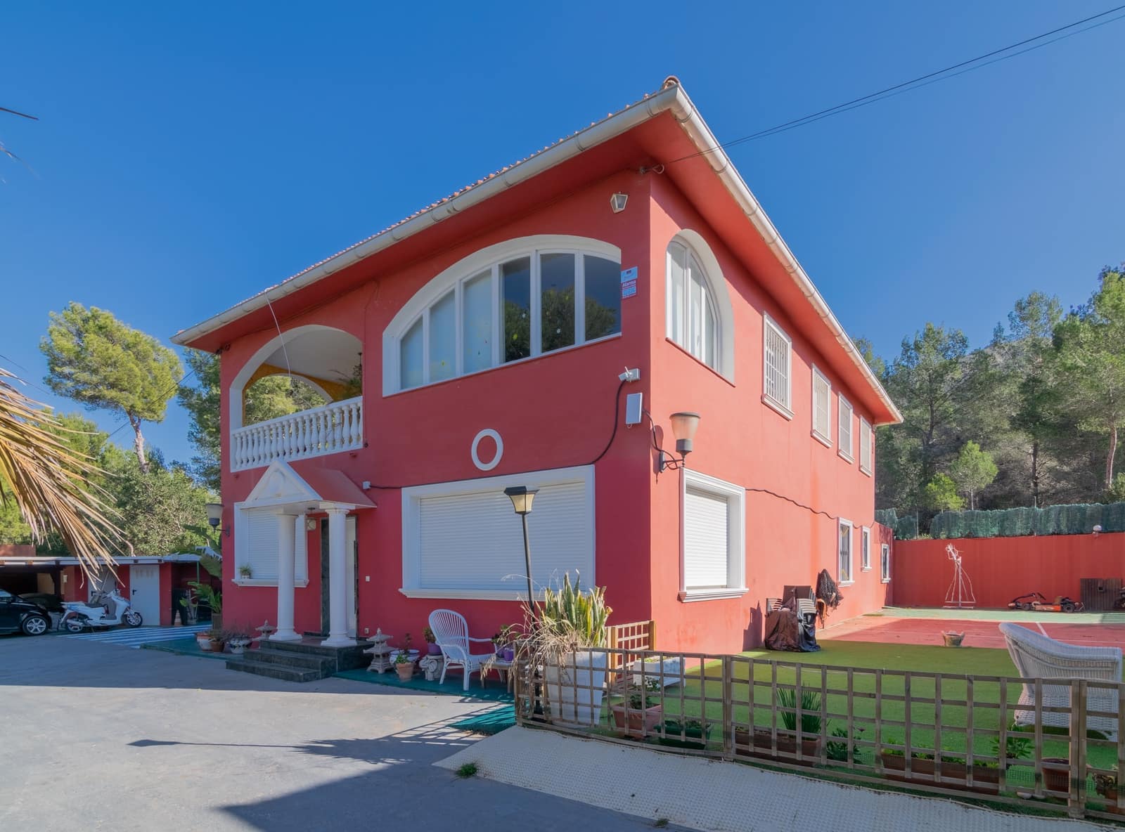 14 bedroom Villa for sale in Albir with pool garage - € 1,250,000 (Ref: 6871227)