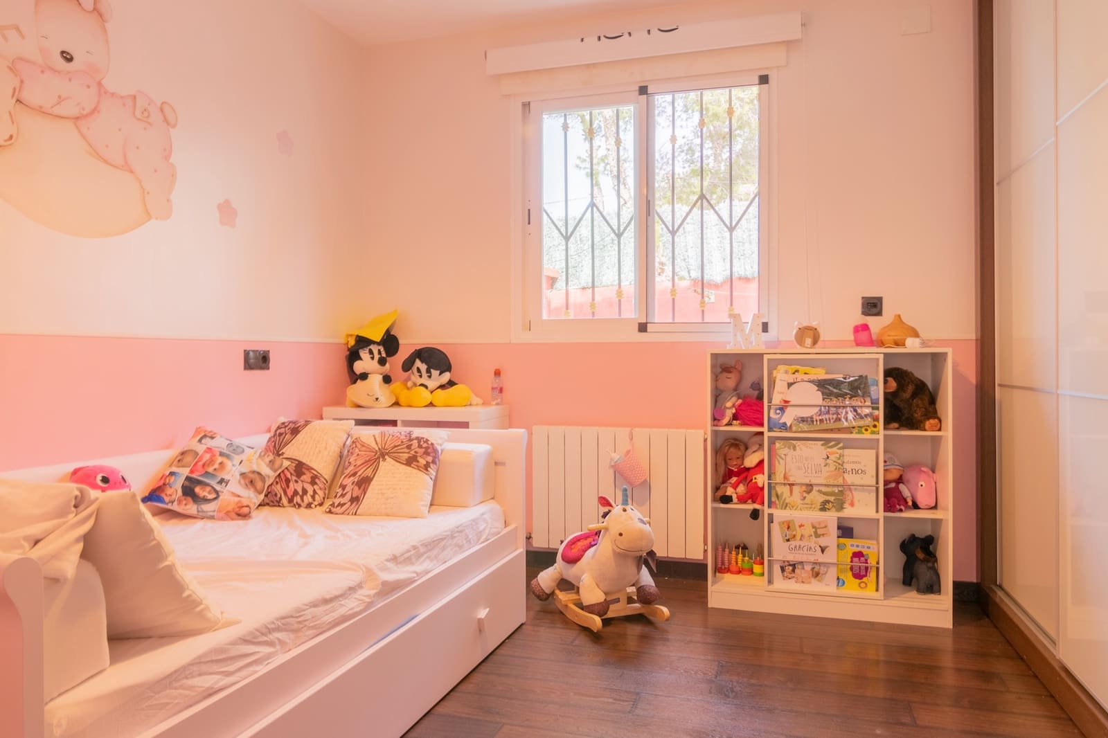 14 bedroom Villa for sale in Albir with pool garage - € 1,250,000 (Ref: 6871227)