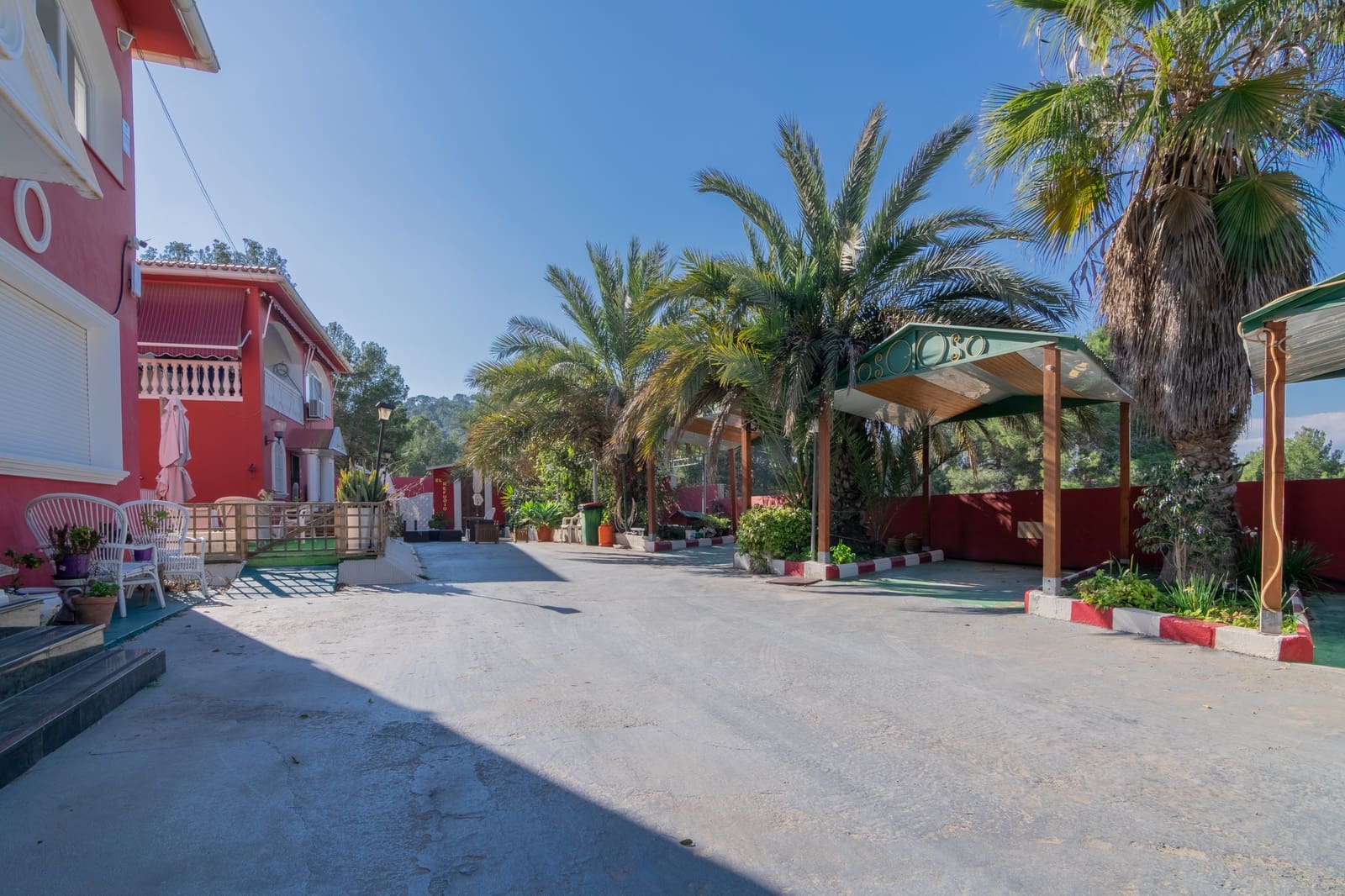 14 bedroom Villa for sale in Albir with pool garage - € 1,250,000 (Ref: 6871227)