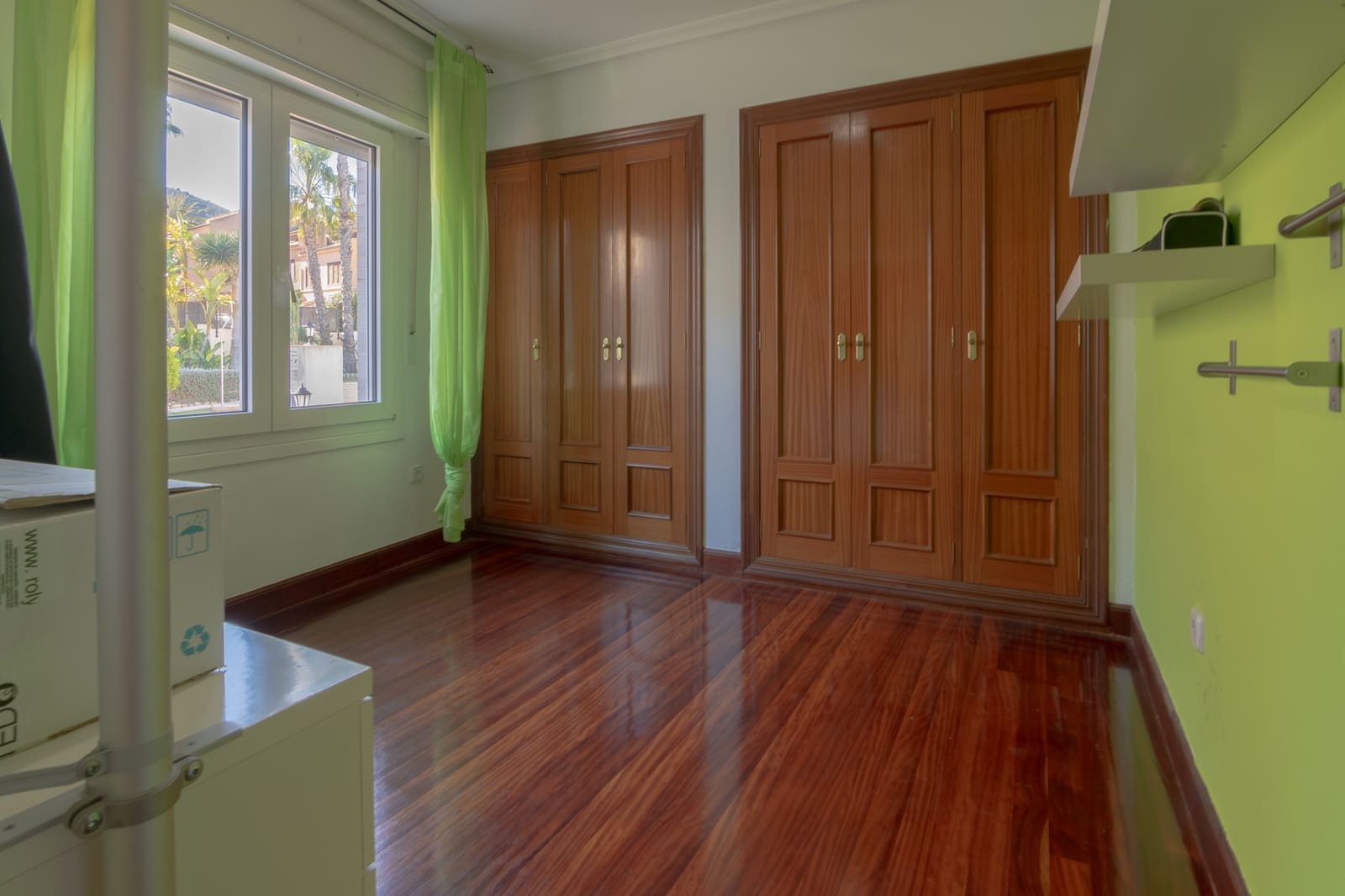 5 soverom Kjedet enebolig til salgs i Albir med svømmebasseng - € 520 000 (Ref: 6871230)