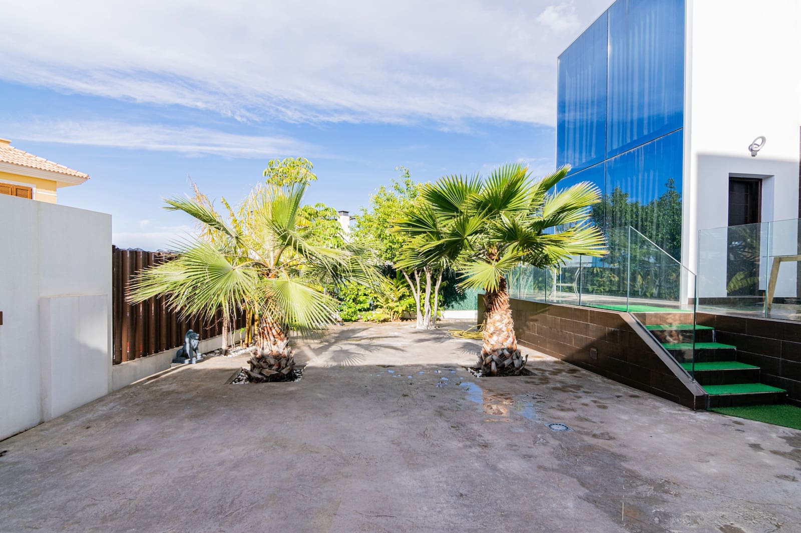 4 bedroom Villa for sale in Finestrat with pool garage - € 560,000 (Ref: 6871258)