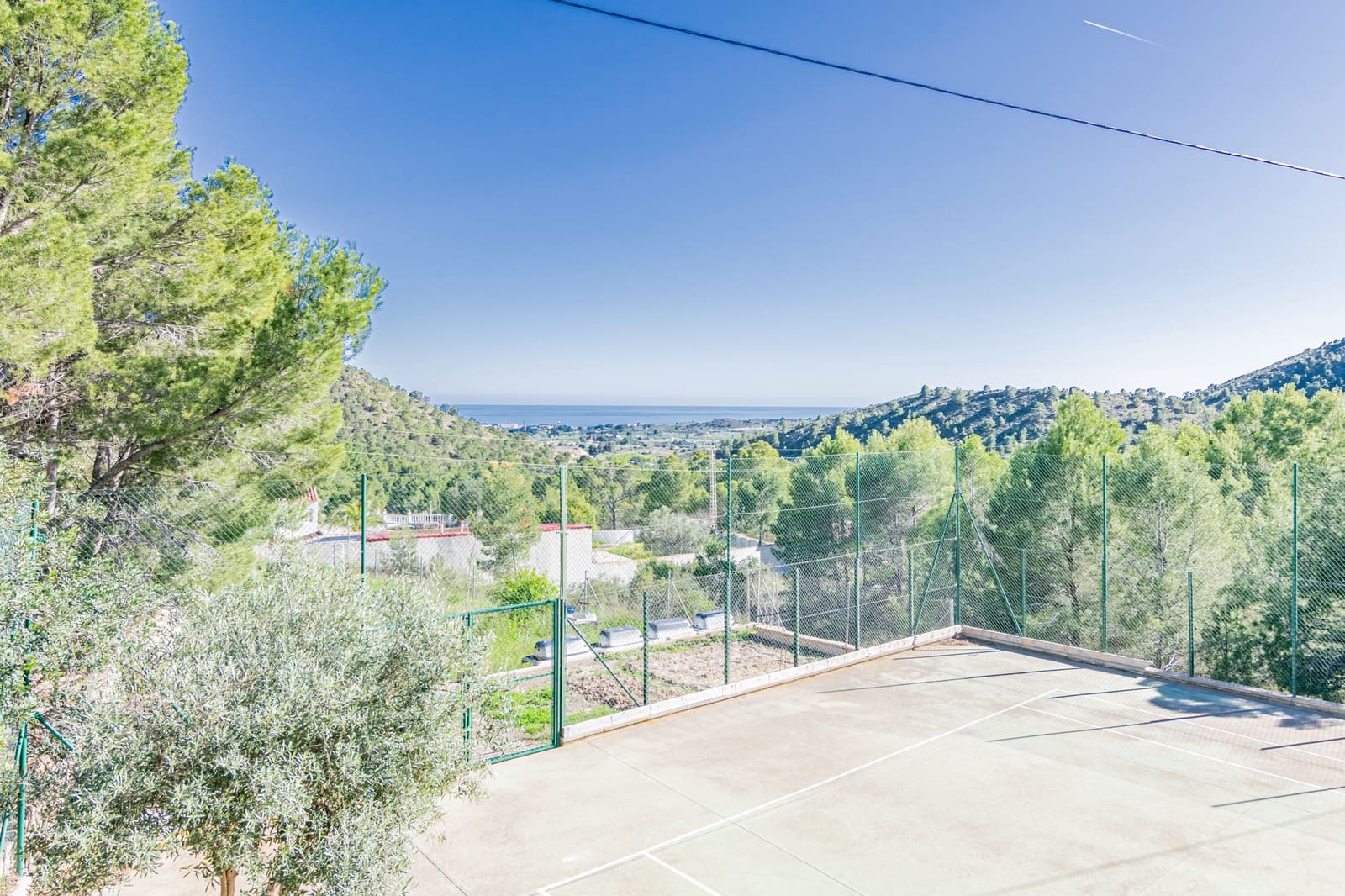 4 chambre Villa/Maison à vendre à La Villajoyosa / Vila Joiosa avec piscine garage - 632 000 € (Ref: 6871272)