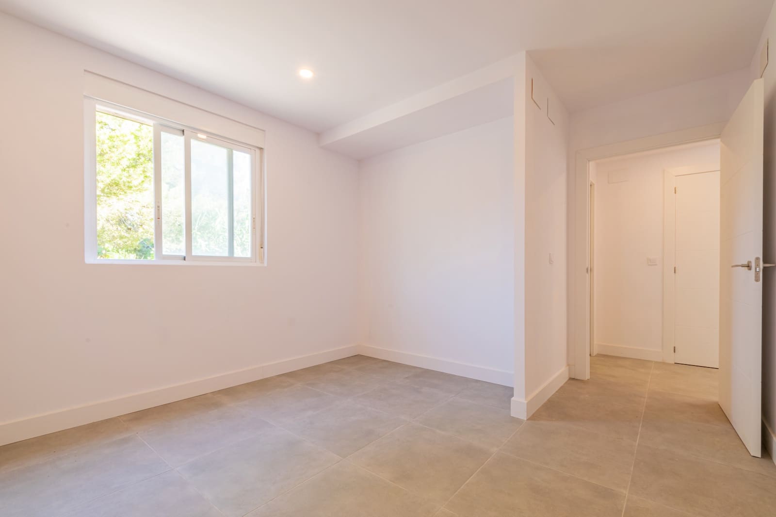 2 soverom Kommersiell til salgs i Albir med svømmebasseng - € 179 000 (Ref: 7019521)