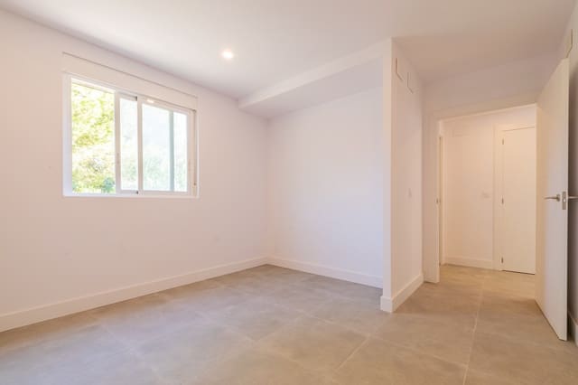 2 soverom Kommersiell til salgs i Albir, Alfaz del Pi / L'Alfàs del Pi med svømmebasseng - € 179 000 (Ref: 7019521)