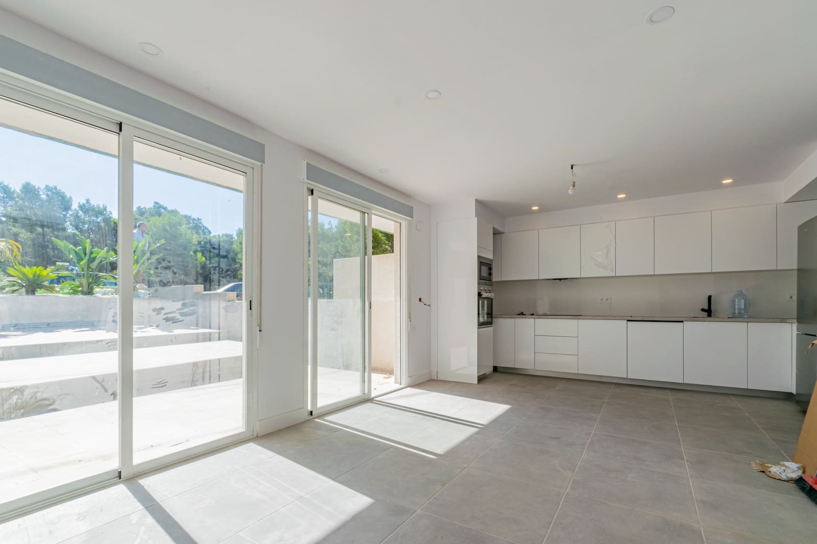 2 soverom Kommersiell til salgs i Albir med svømmebasseng - € 179 000 (Ref: 7019521)