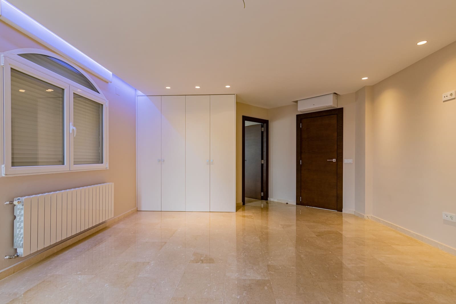 6 chambre Villa/Maison à vendre à Alfaz del Pi / L'Alfas del Pi avec piscine garage - 1 510 000 € (Ref: 7180452)