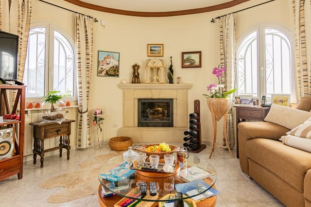 3 chambre Villa/Maison à vendre à La Nucia Pueblo  , La Nucia avec piscine garage - 595 000 € (Ref: 7200194)