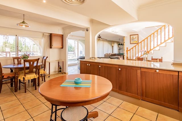 4 soverom Villa til salgs i Albir, Alfaz del Pi / L'Alfàs del Pi med svømmebasseng garasje - € 1 350 000 (Ref: 7414371)