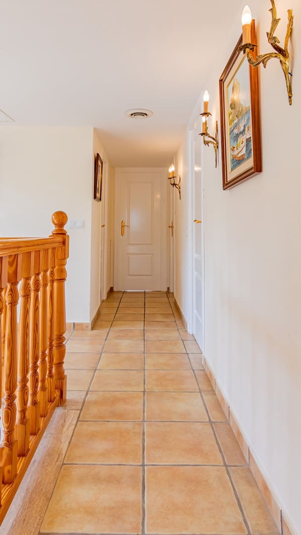 4 soverom Villa til salgs i Albir med svømmebasseng garasje - € 1 350 000 (Ref: 7414371)