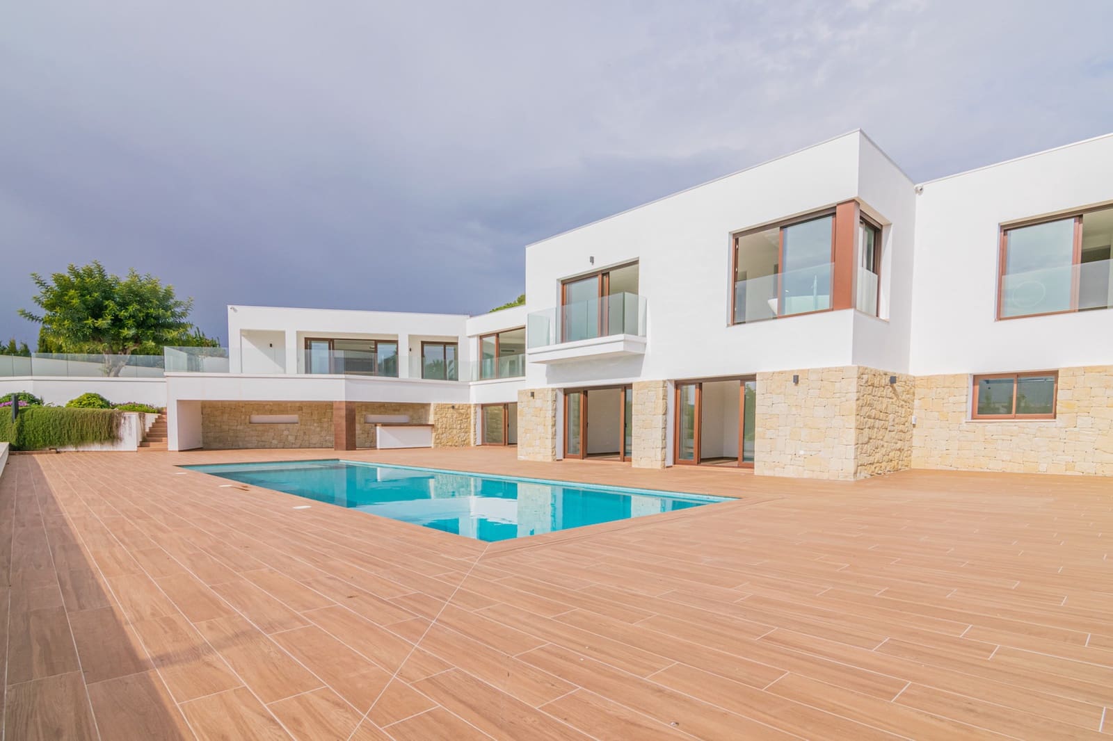 5 bedroom Villa for sale in Altea with pool garage - € 2,250,000 (Ref: 7414372)
