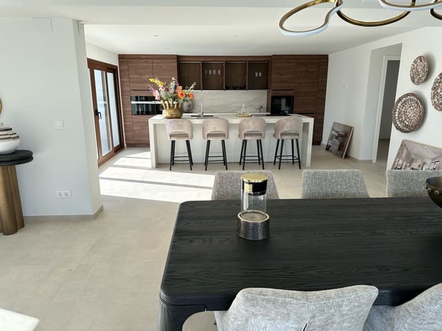 5 chambre Villa/Maison à vendre à Altea avec piscine garage - 2 250 000 € (Ref: 7414372)