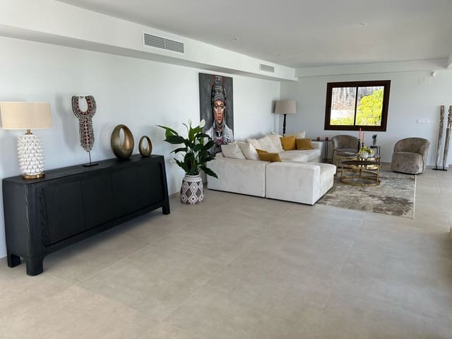 5 chambre Villa/Maison à vendre à Altea avec piscine garage - 2 250 000 € (Ref: 7414372)