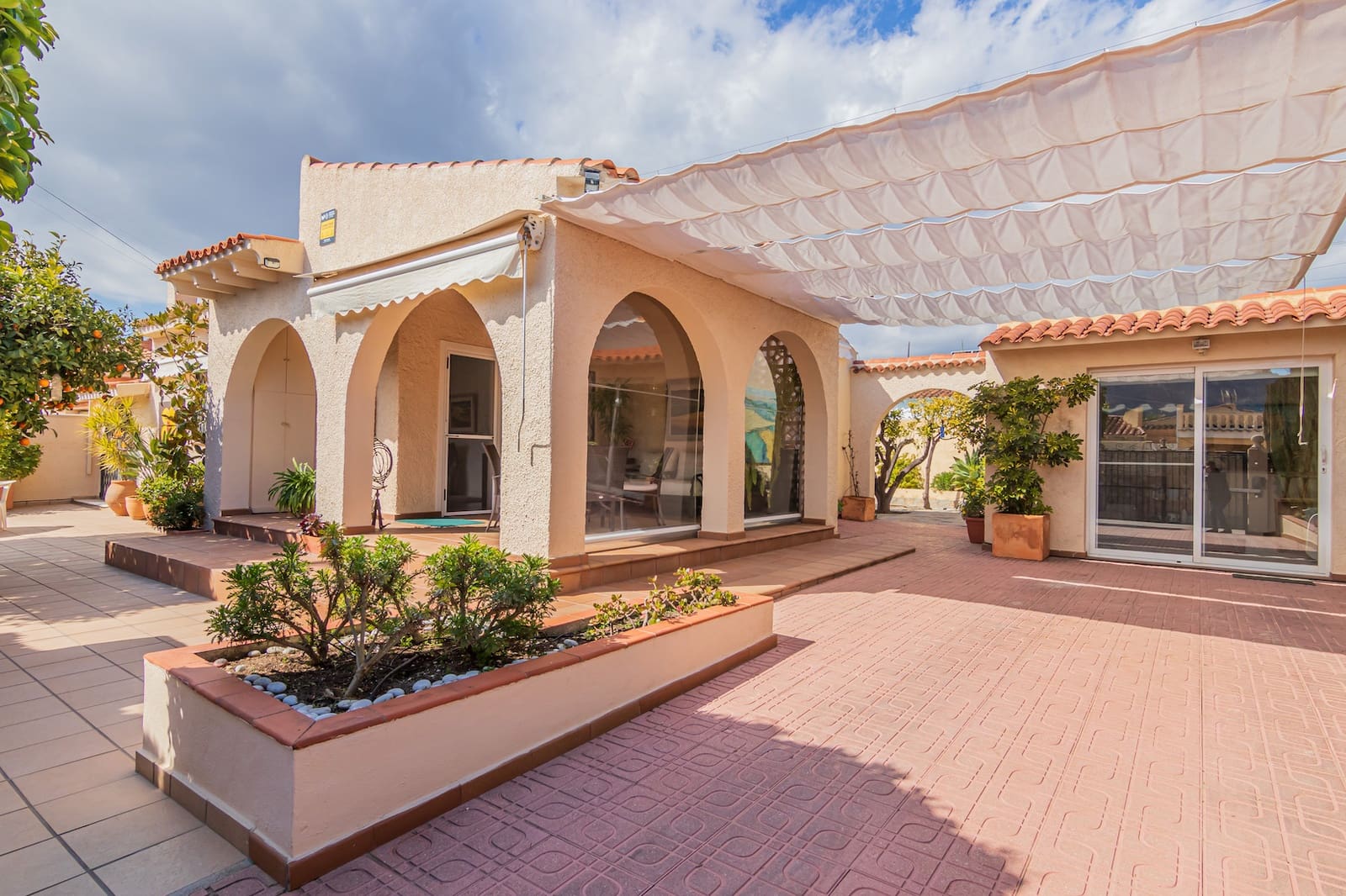 Pareado de 3 habitaciones en Albir en venta con garaje - 475.000 € (Ref: 7431433)