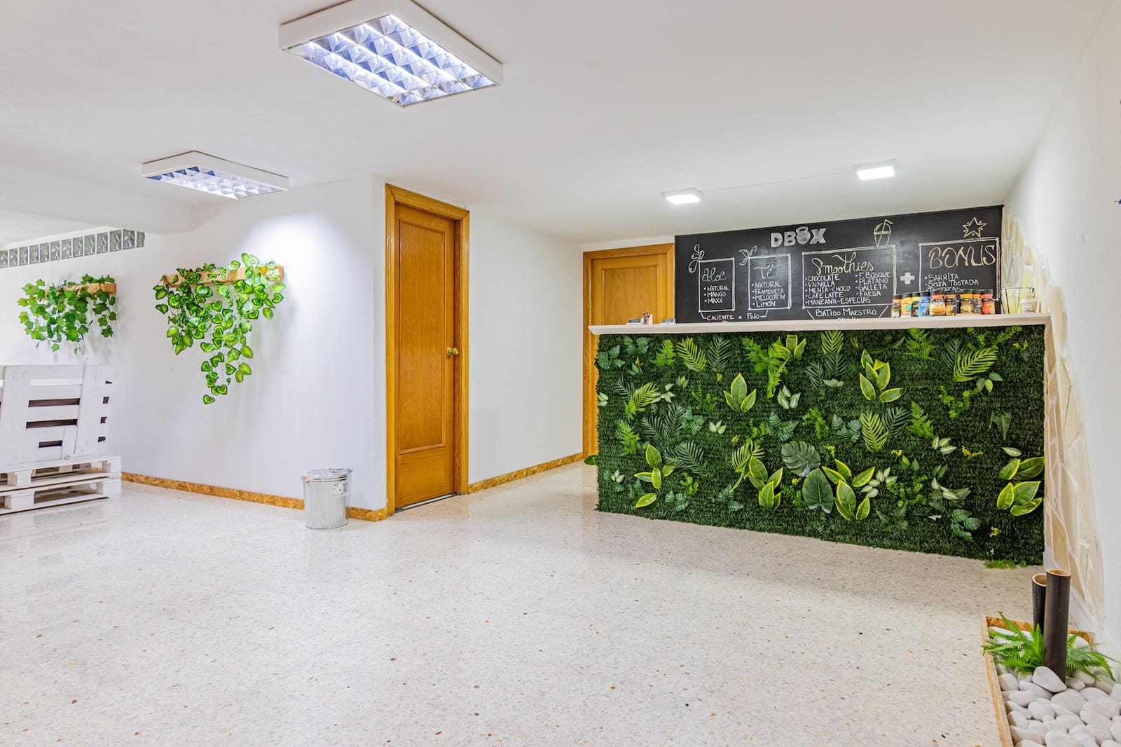 Kommersiell til salgs i Alfaz del Pi / L'Alfas del Pi - € 277 000 (Ref: 7527016)