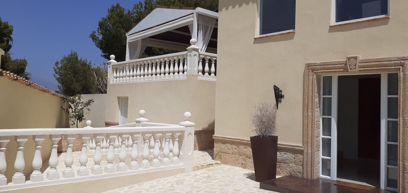 3 bedroom Villa for sale in Albir with pool garage - € 795,000 (Ref: 7844062)