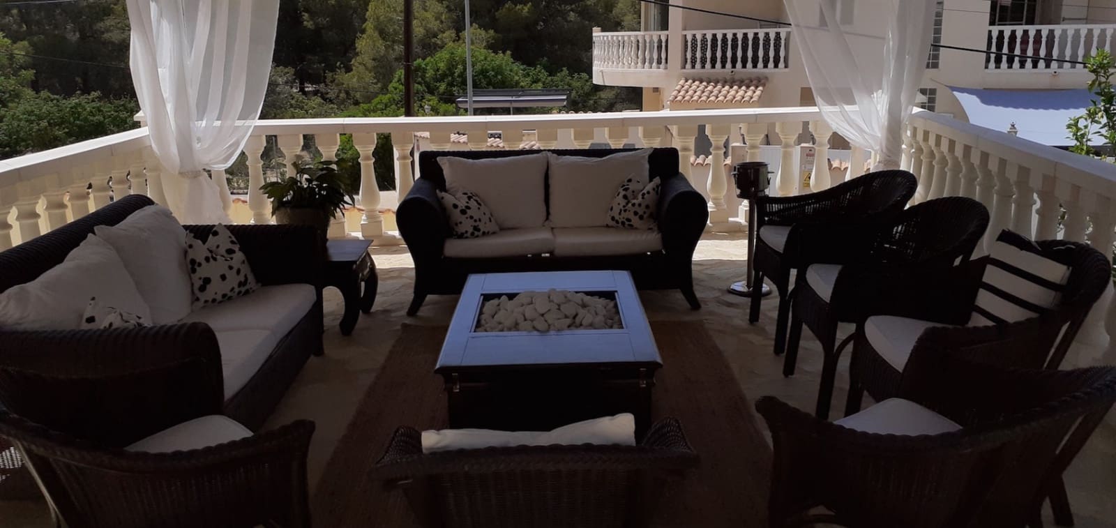 3 bedroom Villa for sale in Albir with pool garage - € 795,000 (Ref: 7844062)
