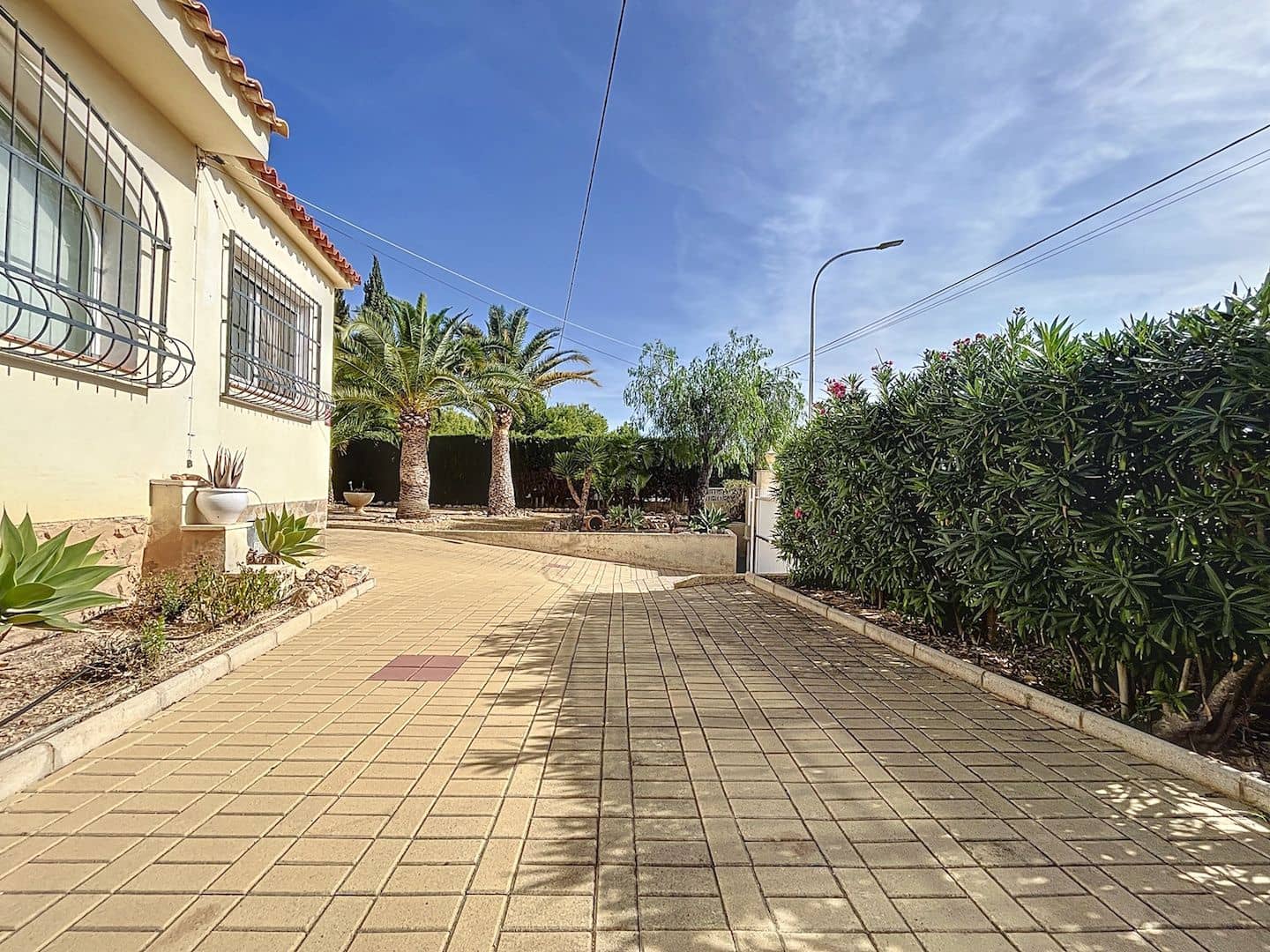 3 soveværelse Villa til salg i Alfaz del Pi / L'Alfas del Pi med swimmingpool garage - € 530.000 (Ref: 7846483)