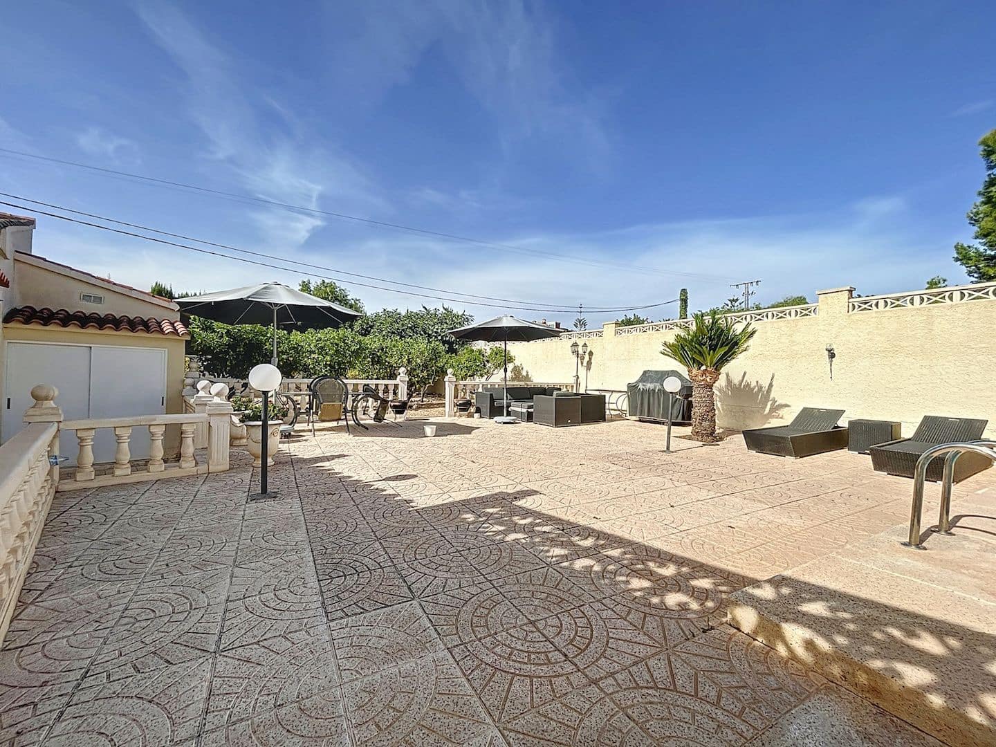 3 soveværelse Villa til salg i Alfaz del Pi / L'Alfas del Pi med swimmingpool garage - € 530.000 (Ref: 7846483)