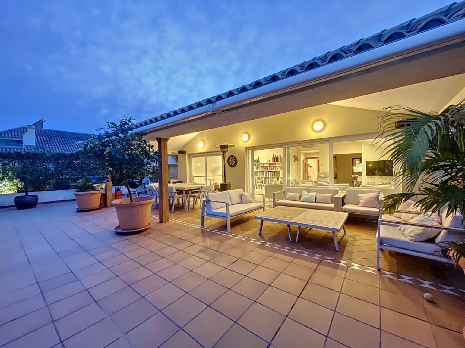 6 soverom Leilighet til salgs i Altea med garasje - € 1 490 000 (Ref: 8011137)