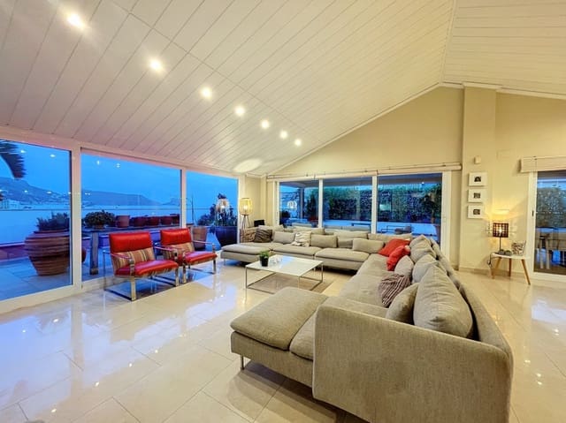 Apartamento de 6 habitaciones en Altea en venta con garaje - 1.490.000 € (Ref: 8011137)