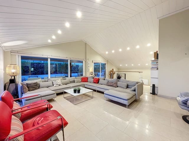 Apartamento de 6 habitaciones en Altea en venta con garaje - 1.490.000 € (Ref: 8011137)