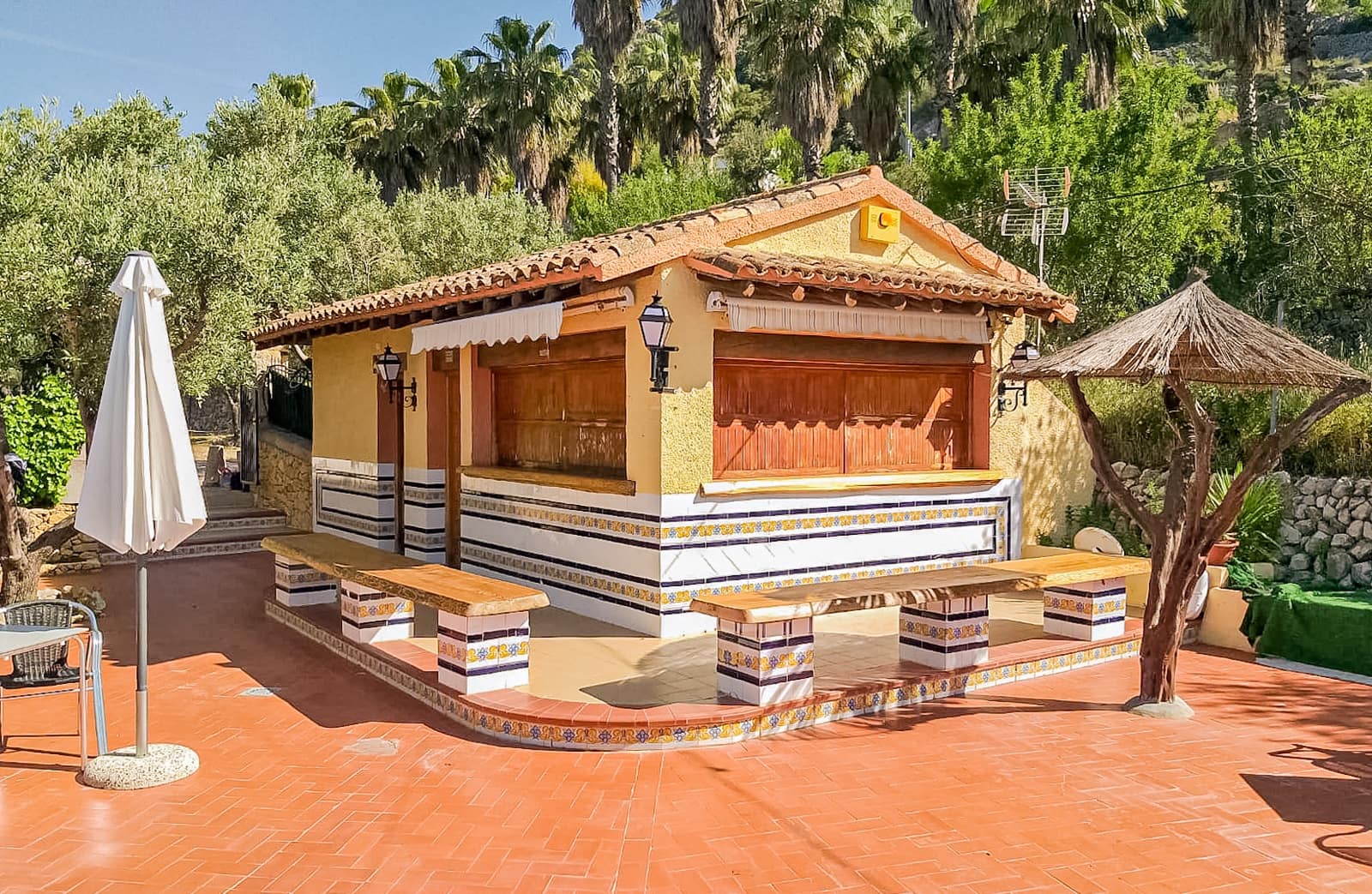 3 chambre Restaurant/Bar à vendre à Tarbena avec piscine garage - 685 000 € (Ref: 8152525)