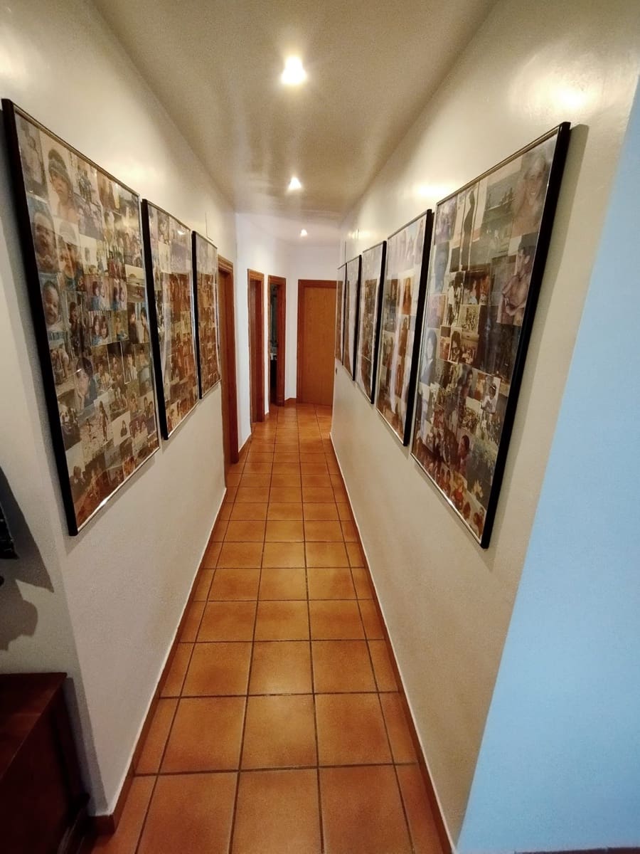 4 sypialnia Dom na sprzedaż w Alfaz del Pi / L'Alfas del Pi z garażem - 499 000 € (Ref: 8296981)