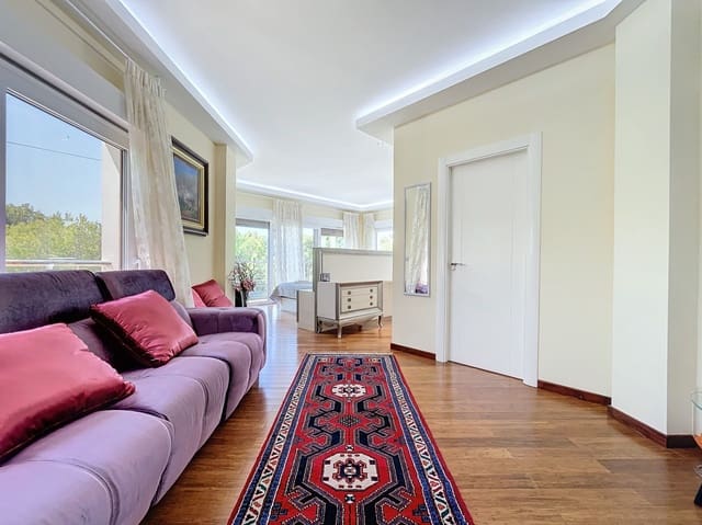 8 soverom Villa til salgs i Altea med svømmebasseng garasje - € 1 950 000 (Ref: 8317121)