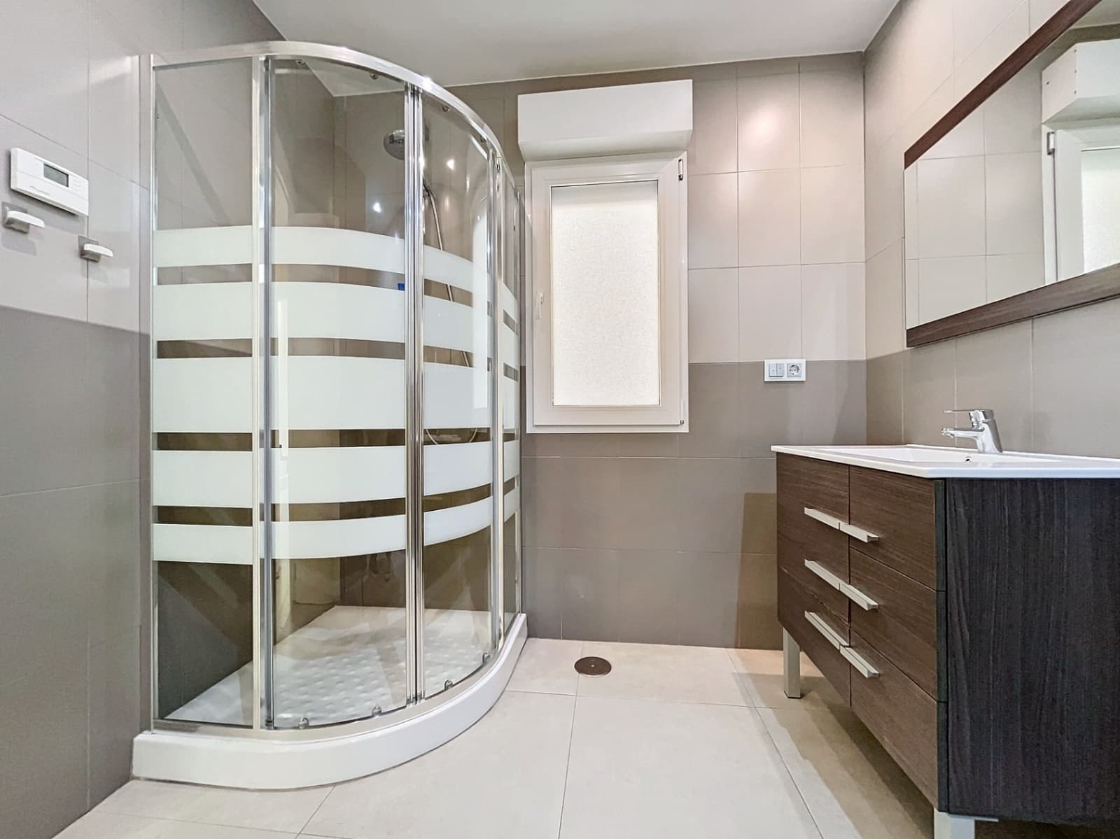 8 soverom Villa til salgs i Altea med svømmebasseng garasje - € 1 950 000 (Ref: 8317121)